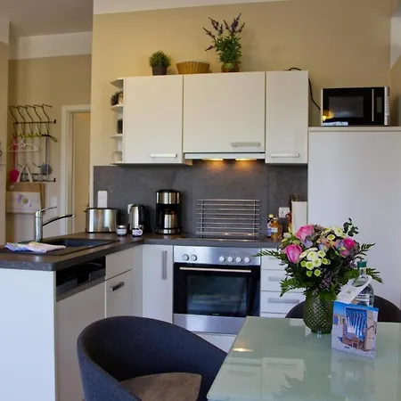 Inselblume 48 - Kuschlige In Der Strandburg Dom wakacyjny Burgtiefe auf Fehmarn