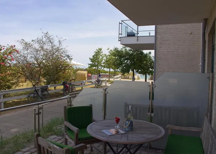 Inselblume 48 - Kuschlige In Der Strandburg Vakantiehuis Burgtiefe auf Fehmarn